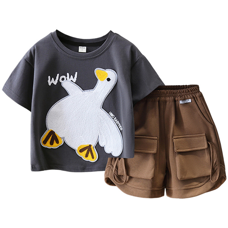 7135 traje de camiseta para niños pantalones cortos de manga corta de dibujos animados de verano de dos piezas verano de moda para niños 2025 nuevo verano