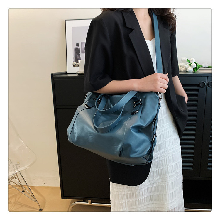 New fashionable European and American women's bags, retro and simple single-shoulder bags, large-capacity high-quality handbags, elegant crossbody bags are in stock undefined