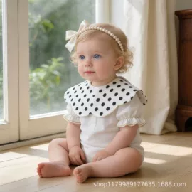 童睡袋;其他婴儿寝具;围嘴围兜