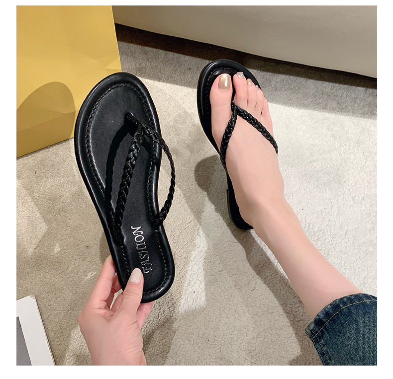 Women's Casual Solid Color Round Toe Flip Flops display picture 8