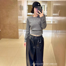 ��ɫ���s�A�Iᘿ���Ů�b���＾�¿�ȴ�ë������������������