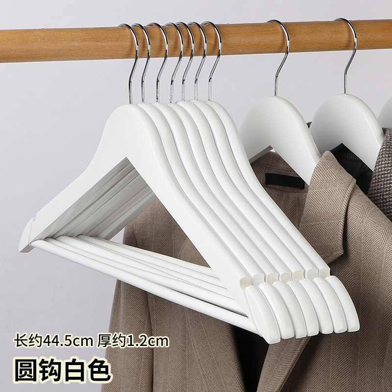 매끄럽고 광택 있는 표면 [흰색 + 은색 원형 고리]