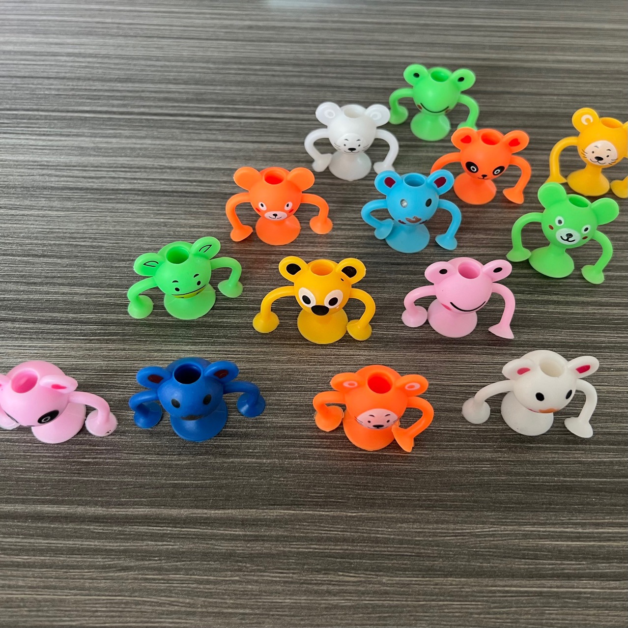 Small product suction pen plug doll