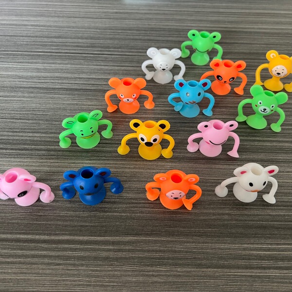 Small product suction pen plug doll