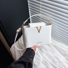 �¿�2026���sV���b�����ins�r�����μ�б�泱��ˮͰŮʿС����