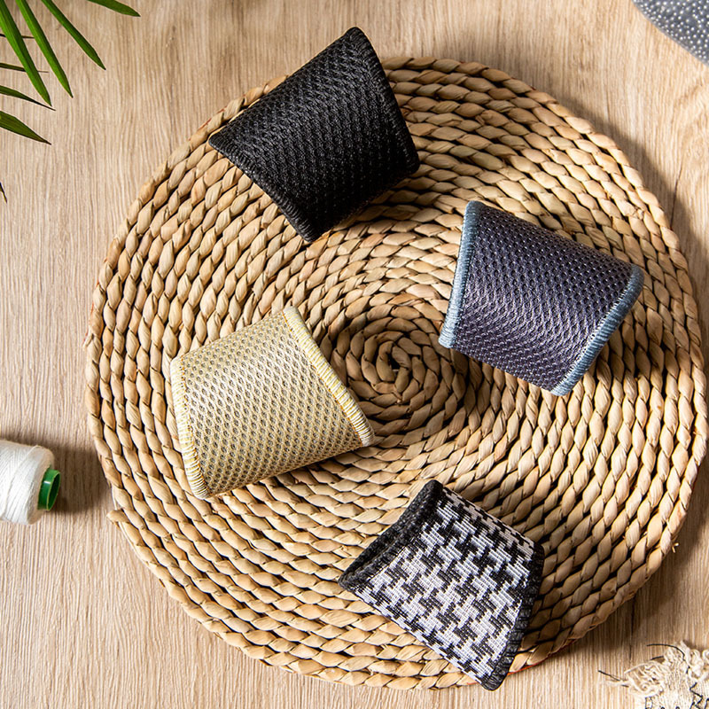 Las plantillas para hombre son absorbentes del sudor, antiolor, transpirables, cómodas, de suela blanda, plantillas ligeras, plantillas deportivas de verano con aroma a bambú y carbón vegetal.