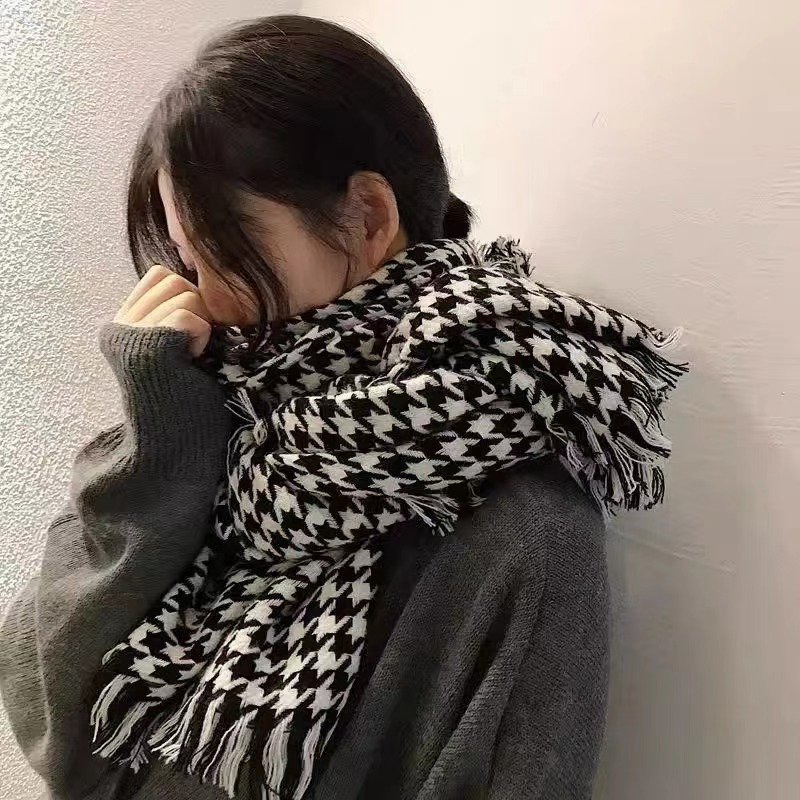 Versión coreana del nuevo producto bufanda a cuadros de cachemira de imitación mujer otoño e invierno bufanda cálida gruesa estudiante bufanda de moda de todo fósforo