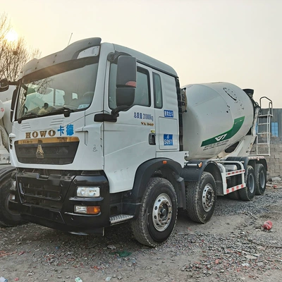 industrial park construction, site test drive – Betonqarışdıran maşınlar