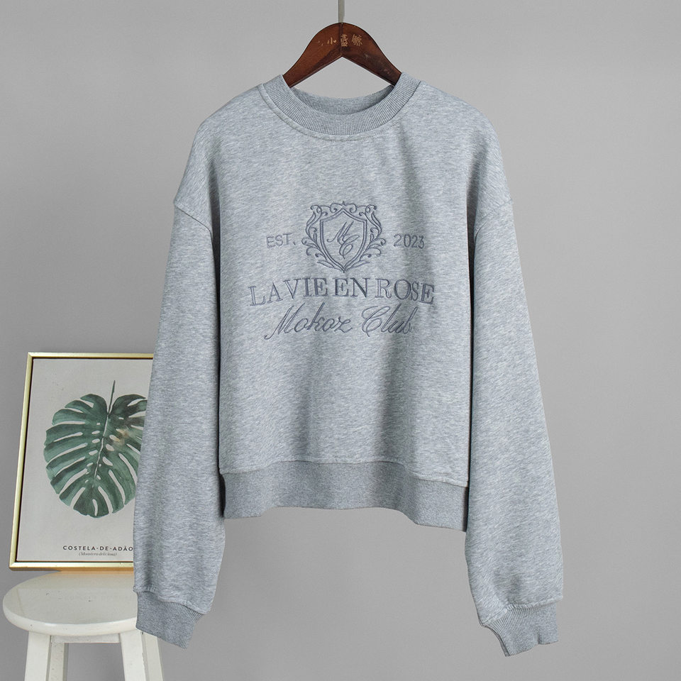 Bộ đôi áo nỉ thêu và quần dài nữ phong cách casual — Màu trắng nhạt, Màu xanh hải quân, màu xám, nâu sẫm chi tiết 4