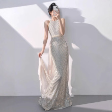 ���Y��Ů���|�¿��ɫ�������~β��Ƭ���|�߶��p��С���첱�B��ȹ