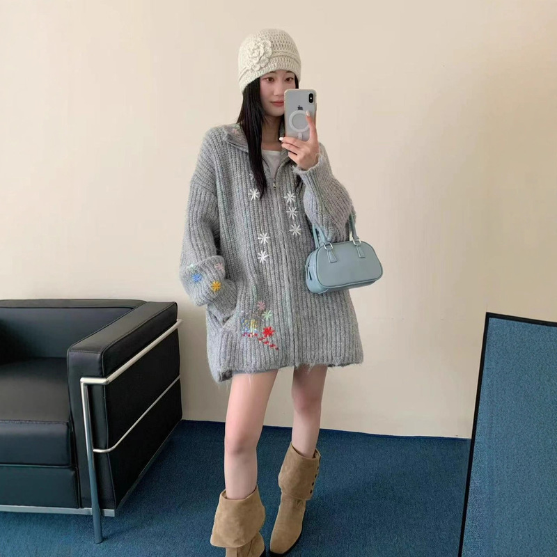 Designed with a Lazy Style, Loose Large Size Cardigan Women's Autumn and Winter New Fashion Versatile Original Embroidered Knitted Jacket Designed with a Lazy Style, Loose Large Size Cardigan Women's Autumn and Winter New Fashion Versatile Original Embroidered Knitted Jacket