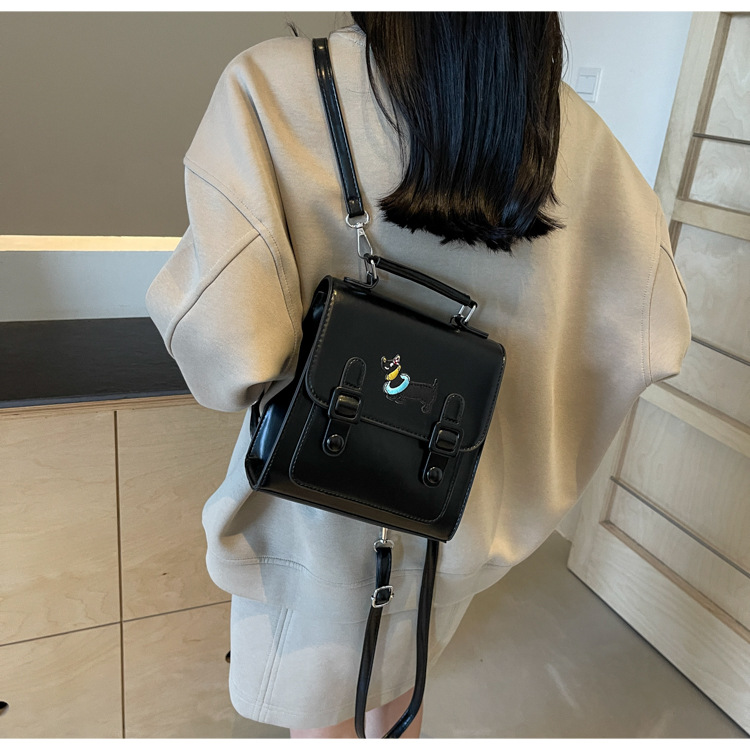 French contrasting color backpack Cambridge autumn/winter 2024 new trendy women's bag single shoulder crossbody handbag_voghion.com