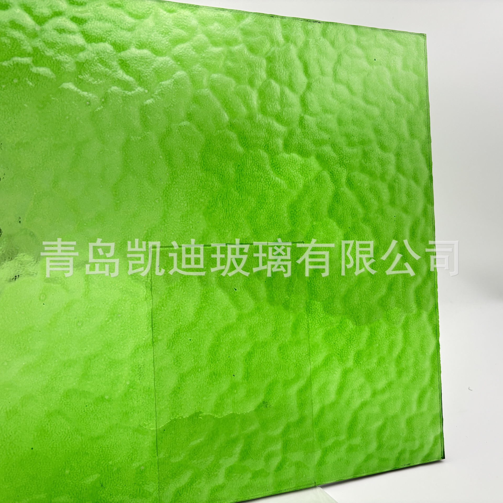 供应 6mm 8mm桌面使用 大气上档次 绿色纹理 钢化玻璃 压花玻璃