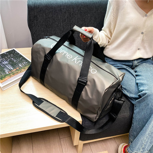 Wholesale Portable Travel Bag Large Capacity Single Shoulder Crossbody Bag Travel Bag Casual Sports Fitness Bag Printing logo