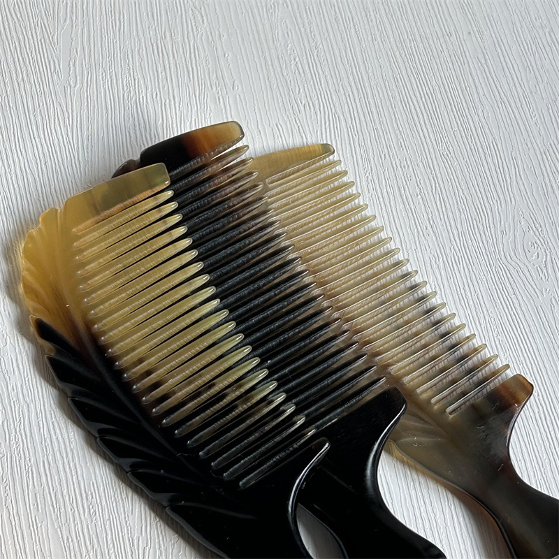 Bamboo Joint Horn Comb 18cm Thickened Large Head Meridian Massage Comb for Scalp Care in use