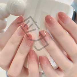 网红爆款穿戴甲批发纯欲风短款豆沙色渐变美甲甲片可拆卸指甲贴片