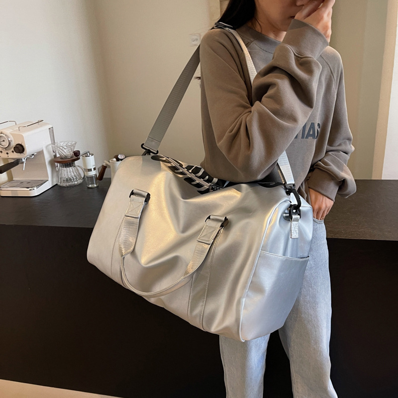 High-End Fitness Bag, New Large-Capacity Pu Travel Bag, Outdoor Portable Dry and Wet Separation Sports Bag, Water-Repellent
