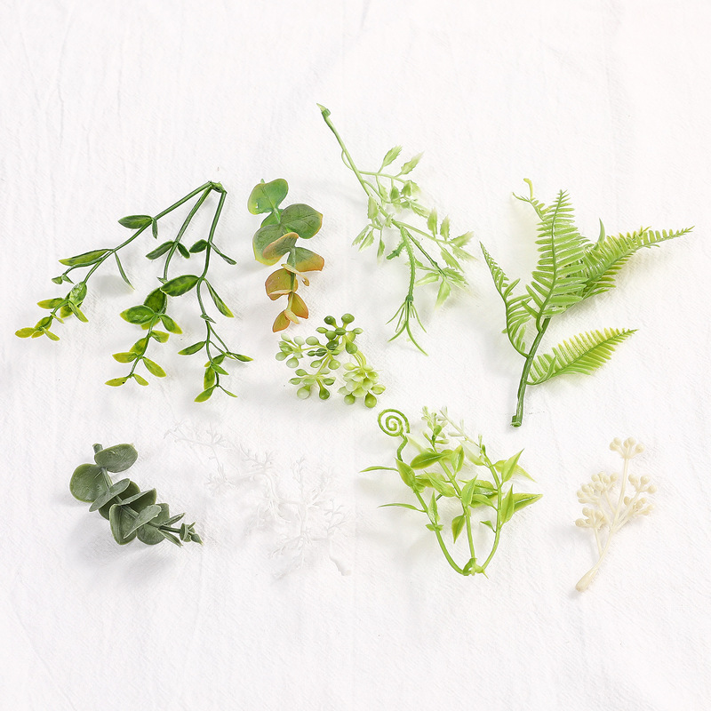 Simulated Green Plants, Ferns, Fake Plants, Aquatic Plants, Eucalyptus, Simulated Wall Hanging Plastic Artificial Plants, Landscaping DIY Accessories