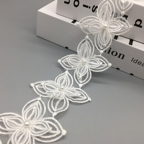 15yard White lace trim ribbon retro 3D rose flowers appliques for DIY Sewing Wedding kids princess clothing shoes hats headdress home decor curtain bag DIY craft accessories