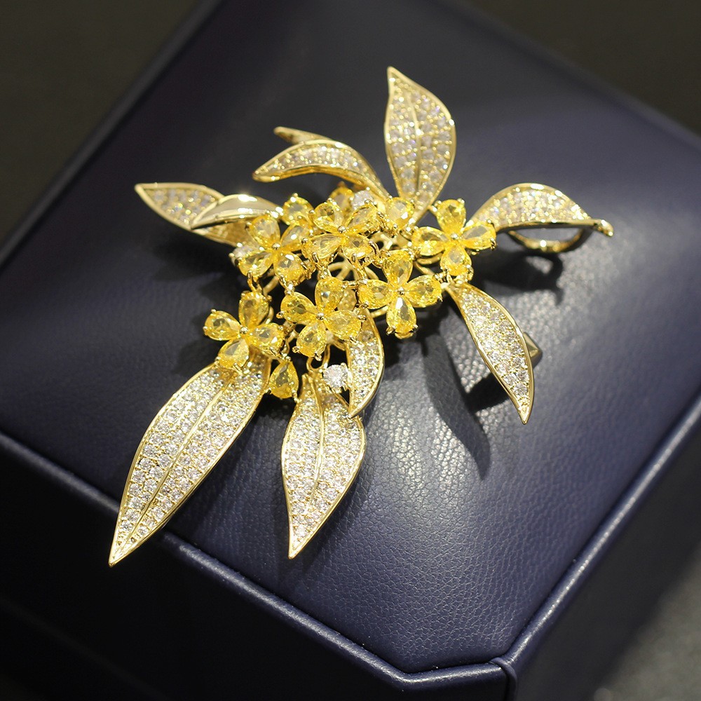 Elegante Osmanthus Brosche Für Damen - Luxuriöses Strass Accessoire_voghion.com