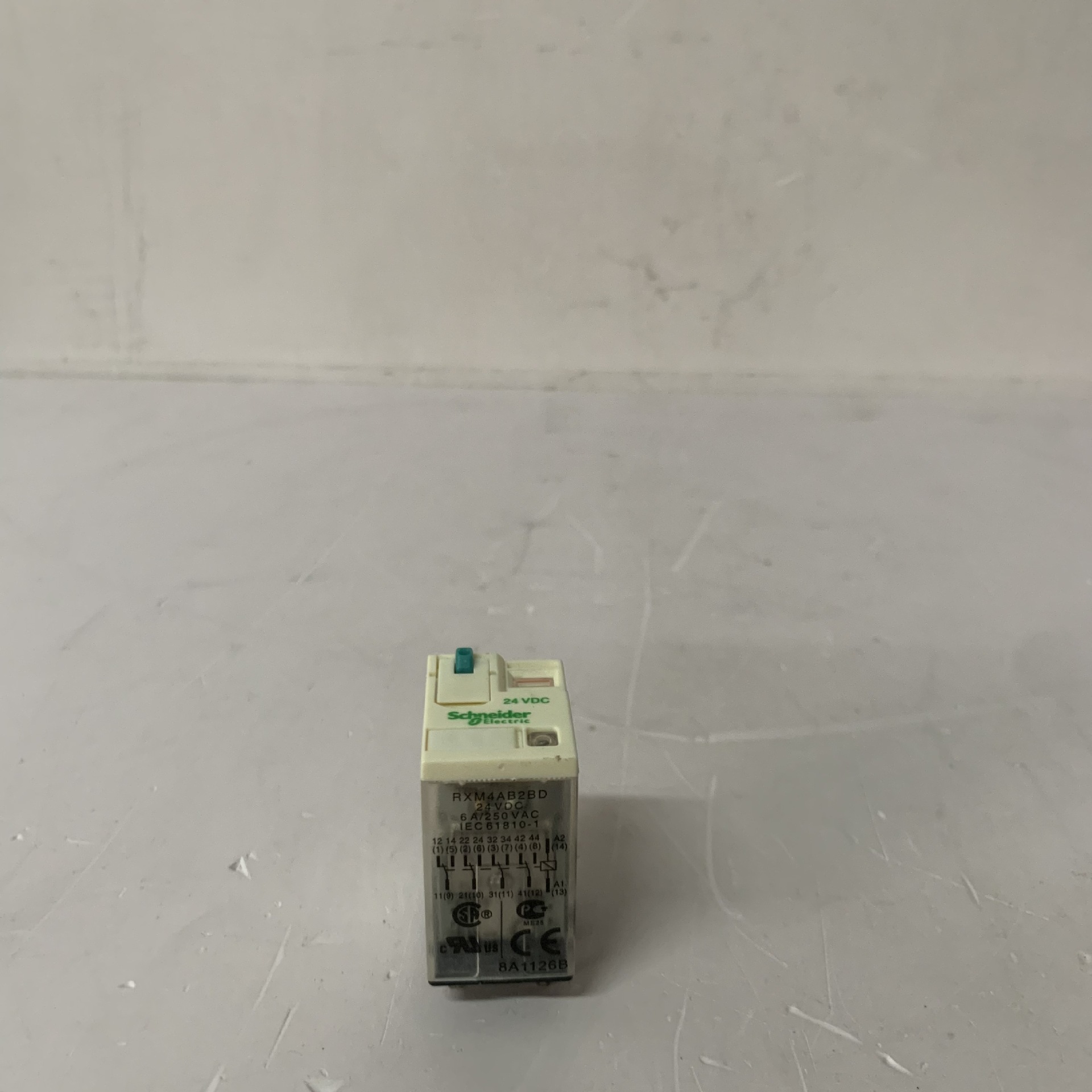 低压电气	RXM4AB2BD	RXM4AB2BD	中间继电器