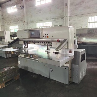 �L�ڸ߃r���۸��N�����м��C-���ۙC-ģ�ЙC-ơ�C-�C��C��