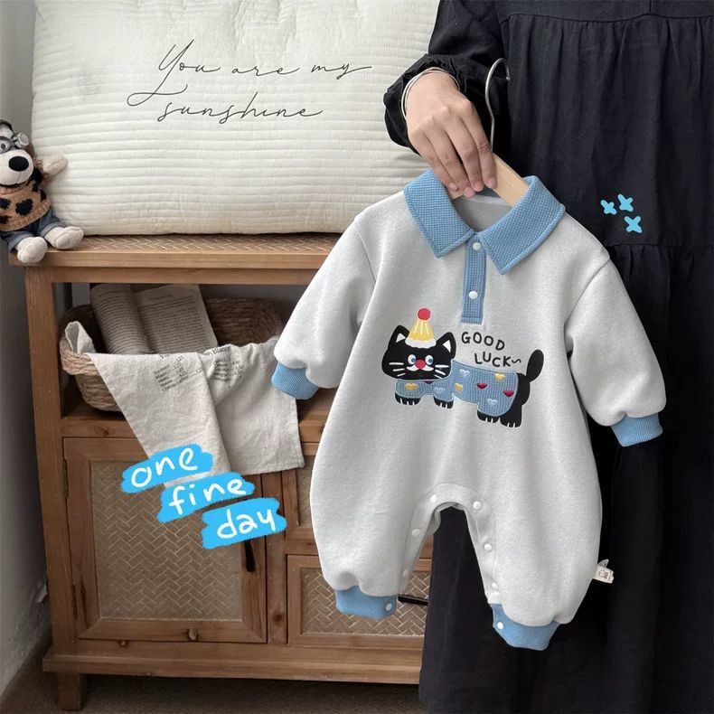 Newborn Spring and Autum Jumpsuits for Male and Female Babies 2025 New Outing Clothes for Infants and Young Children Autum Style Clothes