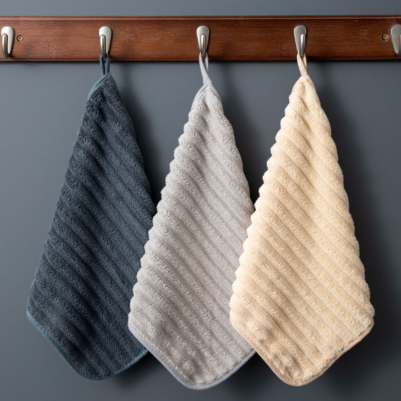 Toallas pequeñas toallas suaves cuadradas colgantes absorción de agua secado rápido para niños y mujeres lindos toallas domésticas para inodoro