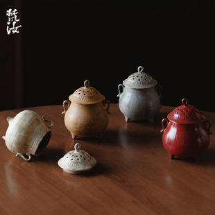 Fanru powder ceramic hollow string three-legged incense burner home Zen sandalwood incense burner with cover incense path home decoration