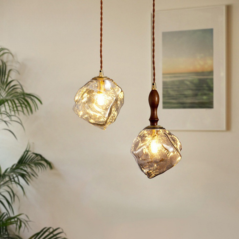 Vintage Small Chandelier Creative Lava Shape Single Head Glass Dining Table Ice Chandelier Ancient Restaurant Bedroom Bedside Lamp