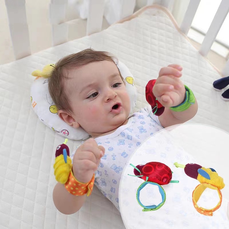 Bebé reloj Correa pulsera amarillo verde mariquita abeja muñeca Correa calcetines con sonajero papel recién nacido educación temprana Juguetes
