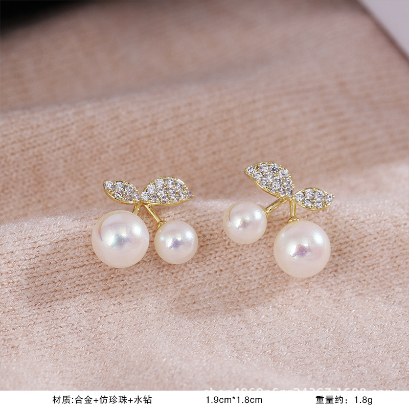 S925銀真珠の花のピアスの女性の贅沢な高級感があります。|undefined