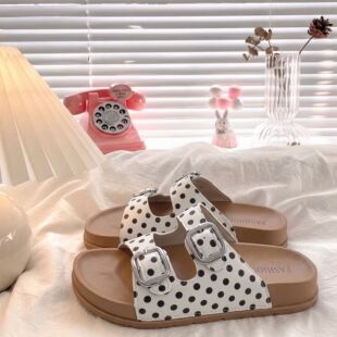 �羳�͹Ų��c���һ����ЬŮ���⴩���¿�r�кô����e���ϛ���Ь