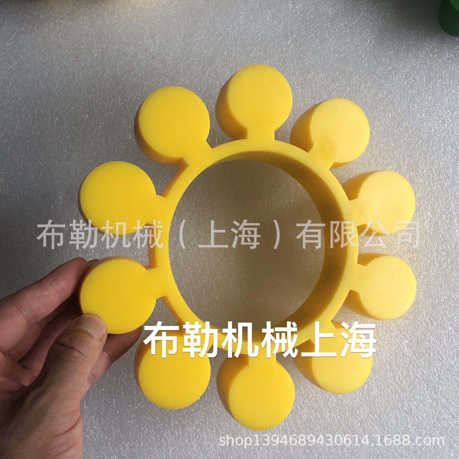 布勒星型软连接HW185S吸轮胶MT9硅橡胶PUR聚氨酯梅花联轴器缓冲块