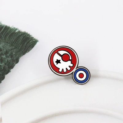 Asuka Skull Brooch New Century Evangelion Inspired Brooch Cartoon Anime Badge Decoration (Yaxa sancaqları) - black