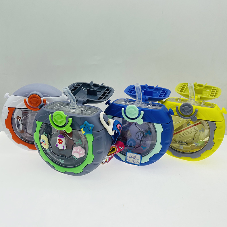 YSM6008-500ml donut niños taza de agua Red Correa roja kindergarten hervidor crossbody anillo hervidor