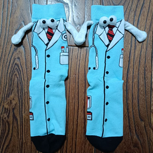 2024 New Cross-border European and American Amazon Nurses Day Medical Pattern Magnet Iron Stones Holding Hands Socks