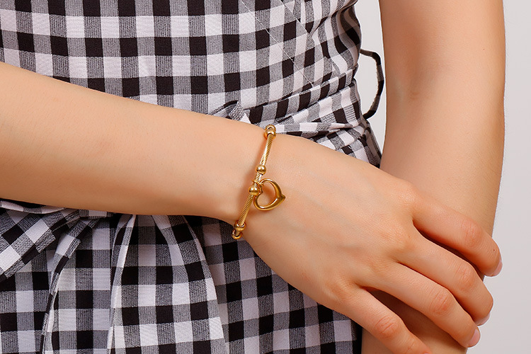 creative titanium steel heart wire open collar bracelet set wholesale Nihaojewelry