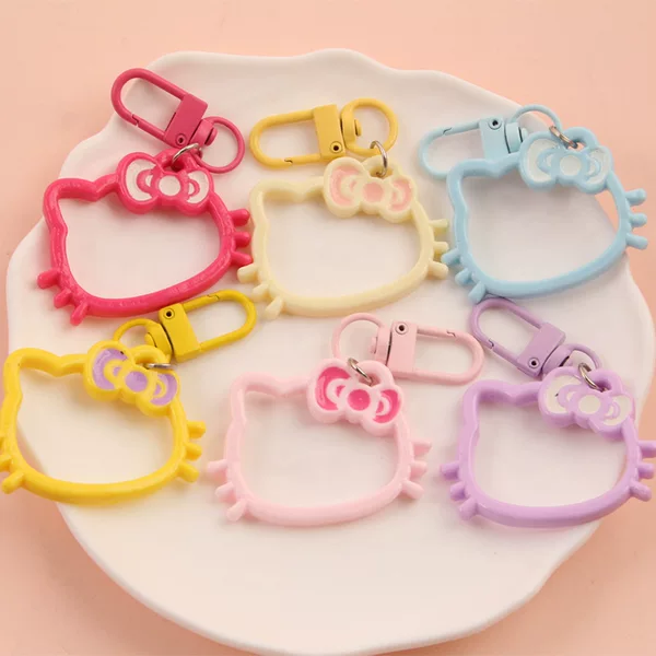 New Hollow-Out Kt Cat Head Keychain Versatile Backpack Cute Pendant Accessory Gift for Best Friends and Couples
