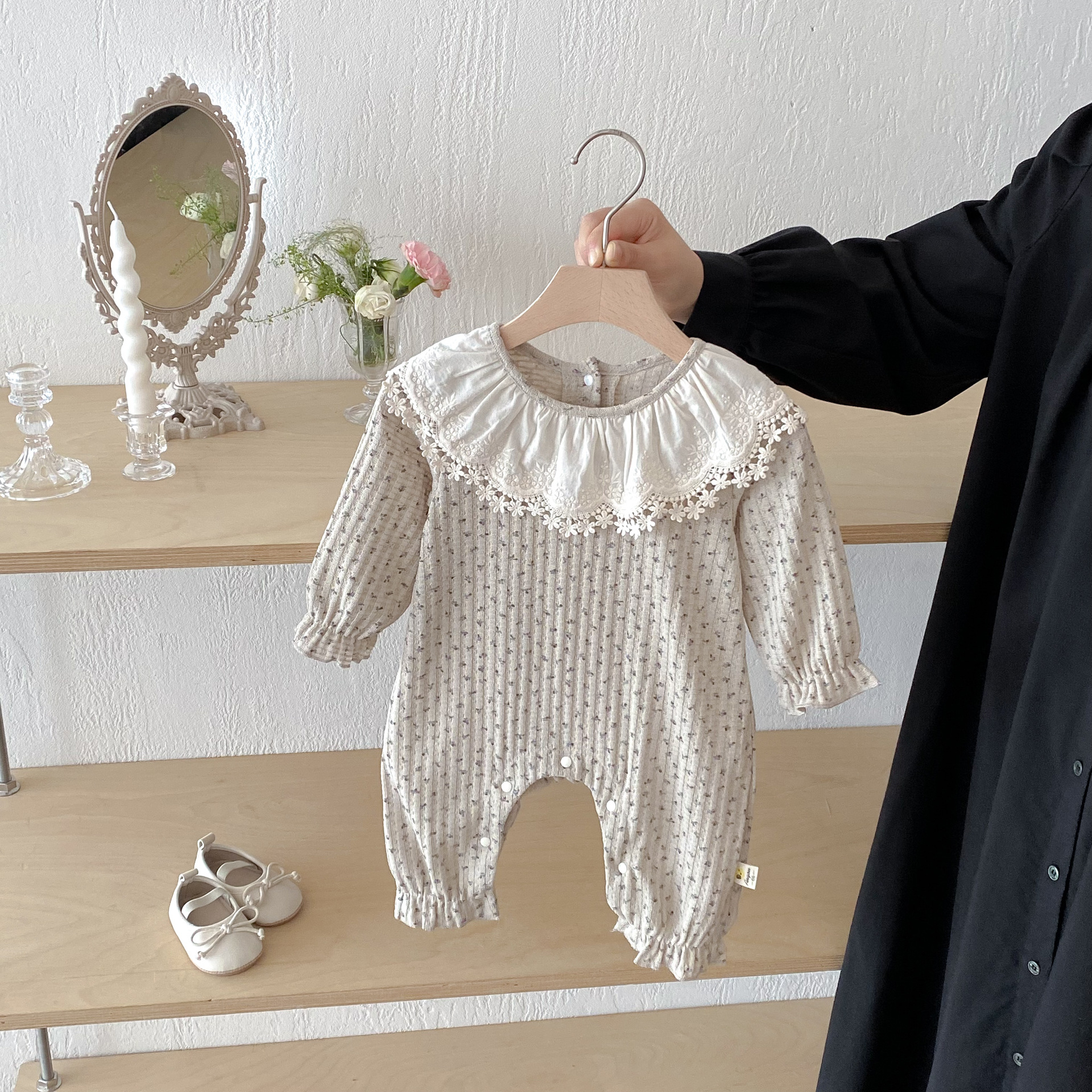 Baby jumpsuit spring outfits super cute climbing clothes baby spring outfits western-style little princess long-sleeved fart coat