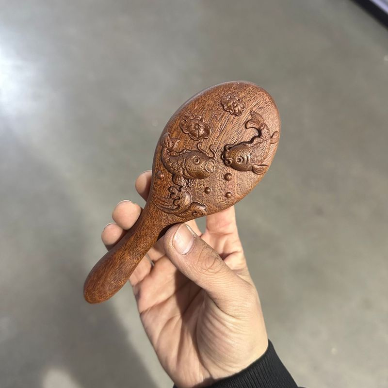ディザトーンネット赤黒金檀木エアマット櫛彫刻アニメ動物エアマット順髪櫛頭部経絡マッサージ櫛|undefined