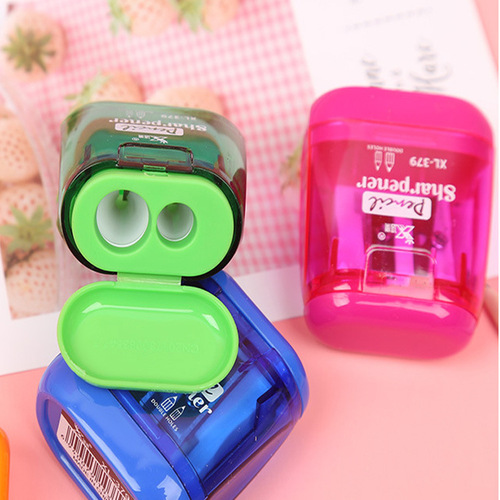 Creative and cute double-hole pencil sharpener student stationery pencil sharpener kindergarten gift prize pencil sharpener office supplies