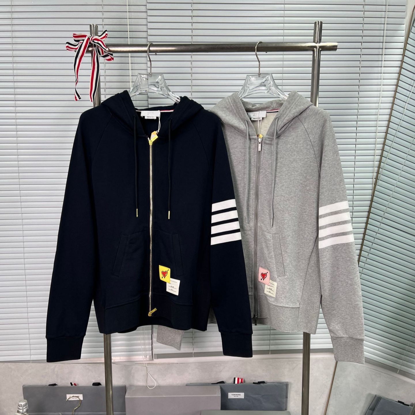 南油高品质TB七夕限定经典四杠拉链帽衫外套时尚休闲男女同款