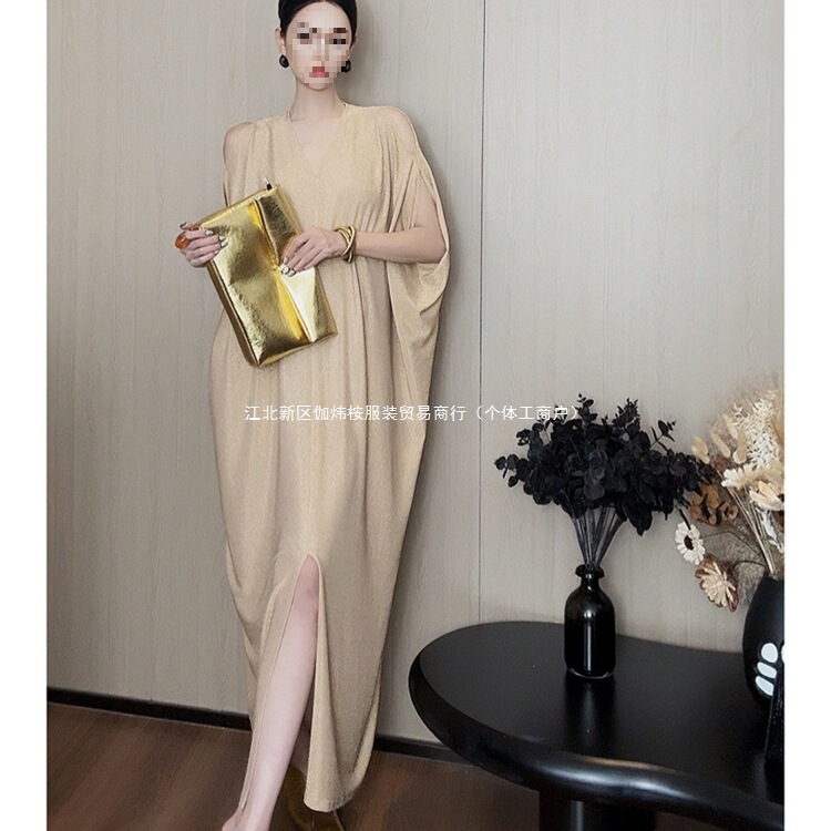Korean Chaebol Popular Solid Color High-End New Short-Sleeved Summer Dress Unique Hem Slit Design Long Skirt