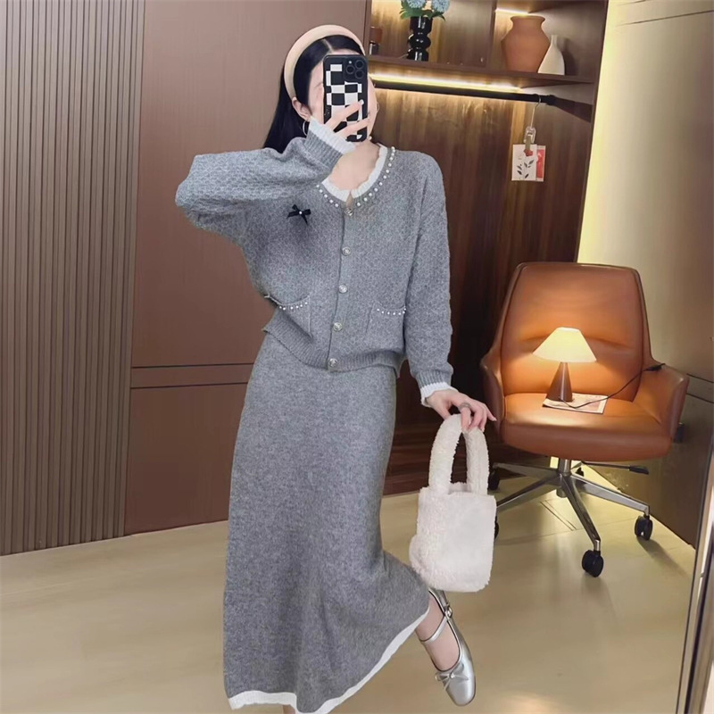 秋冬纯色女装高级感时尚针织衫套装新款圆领保暖毛衣半身裙两件套|undefined