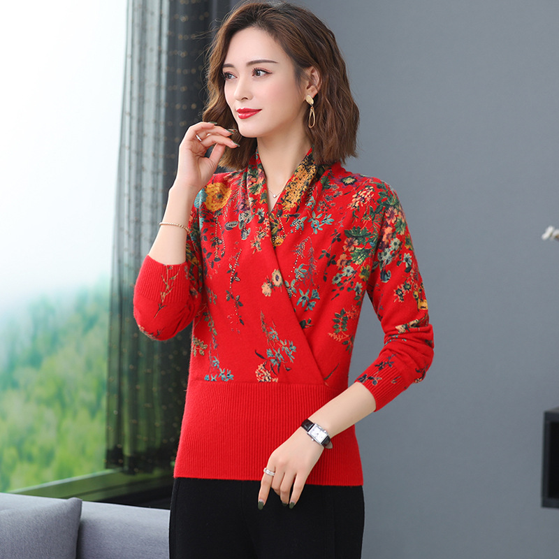 大码印花毛衣女士针织羊毛衫2023秋冬季新款中年妈妈装修身打底衫
