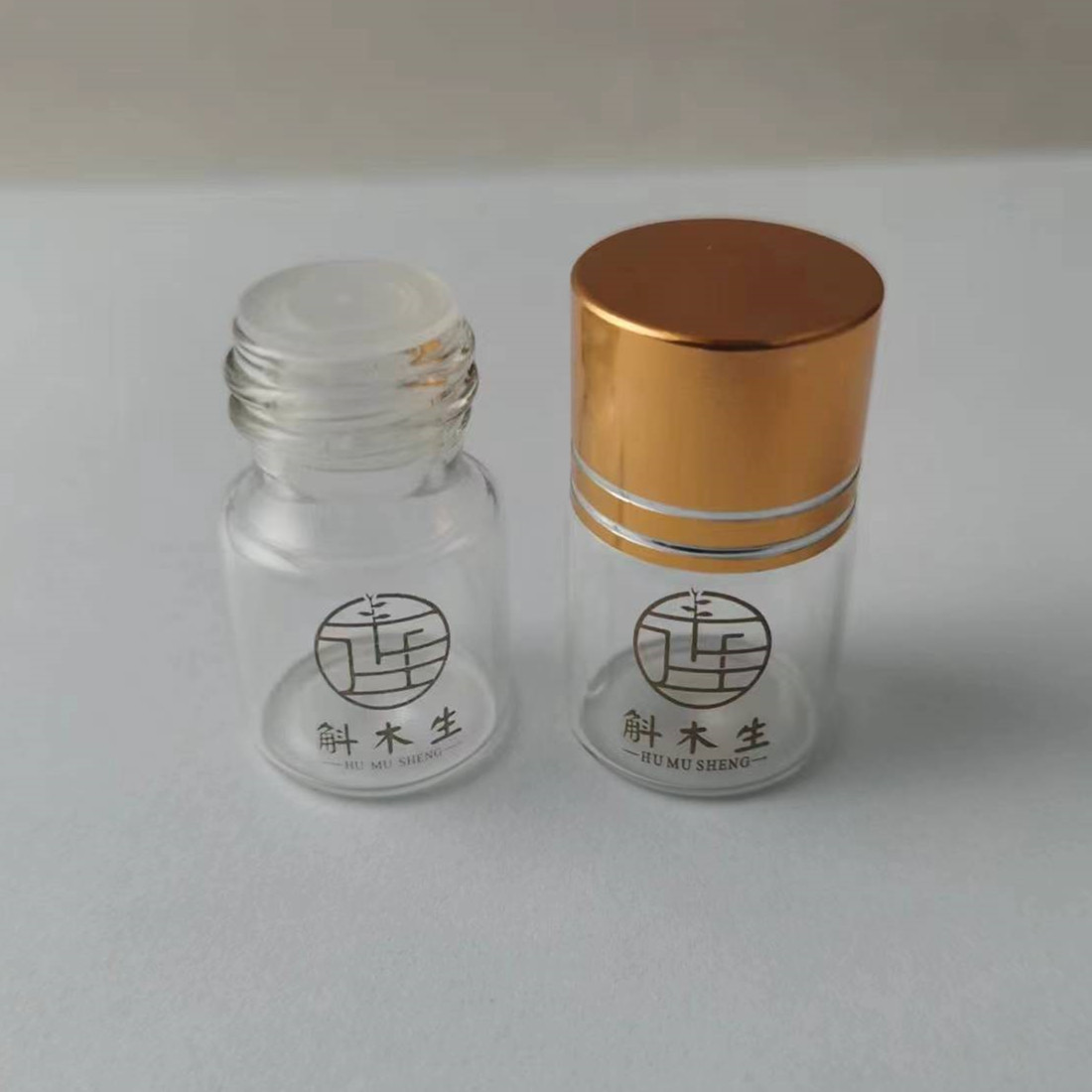 供应冬虫夏草纯粉玻璃瓶     管制虫草粉瓶    管制瓶虫草瓶