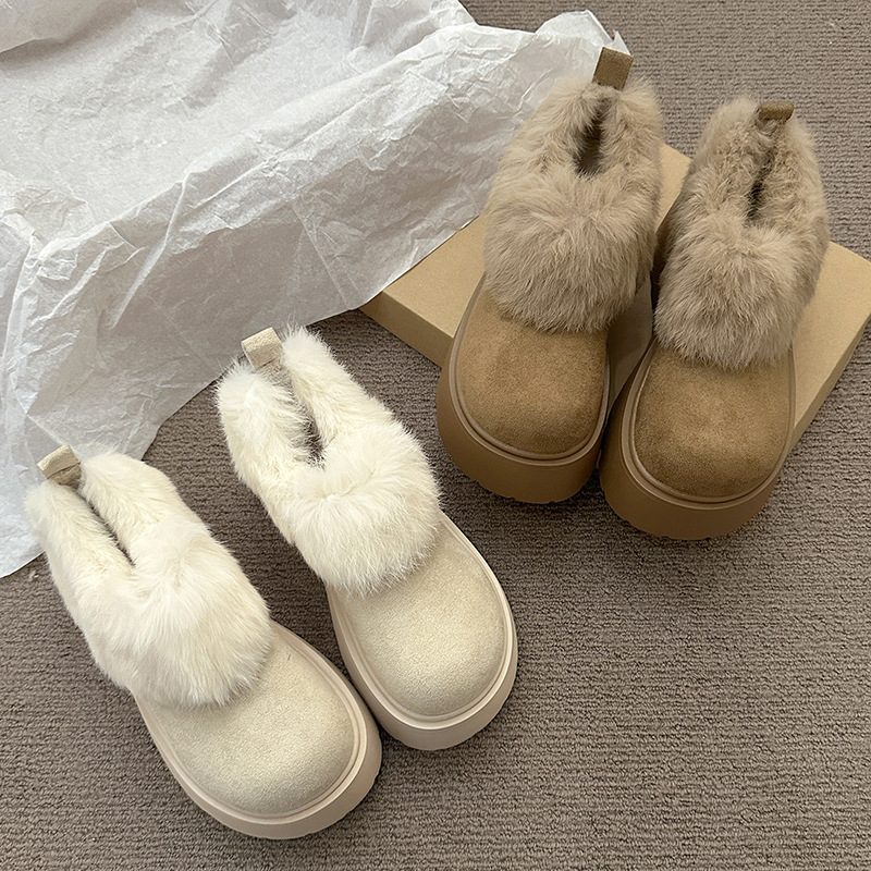 Thick-Soled White Snow Boots for Women, 2025 New Winter Style, Fleece-Lined Warm Cotton Shoes, Slip-On Low-Top Cotton Slippers