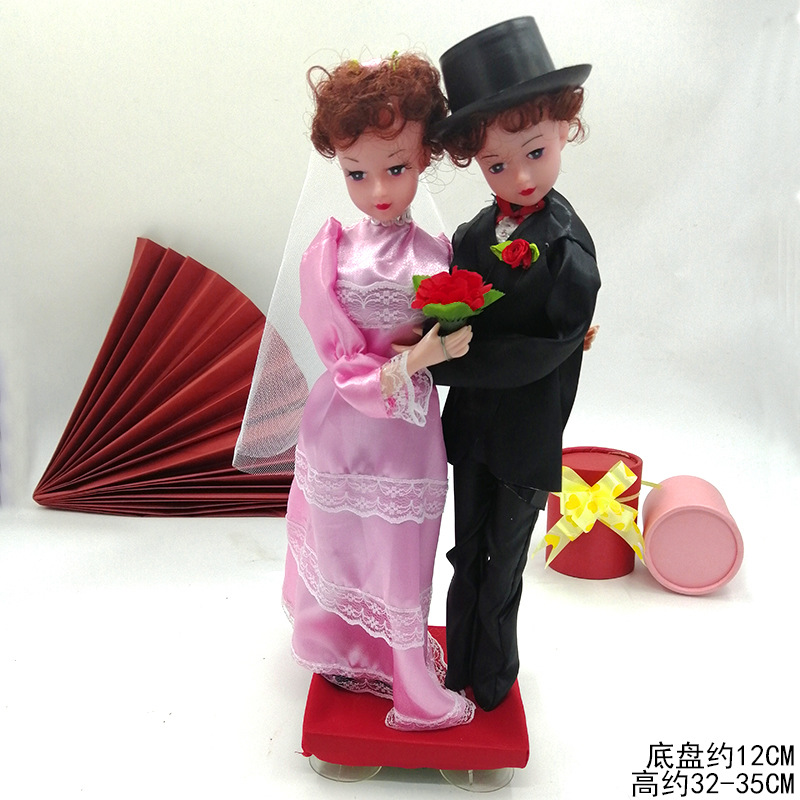 Venta al por mayor de juguete de peluche pareja oso vestido de boda cama muñeca regalo de boda coche muñeca decoración muñeca