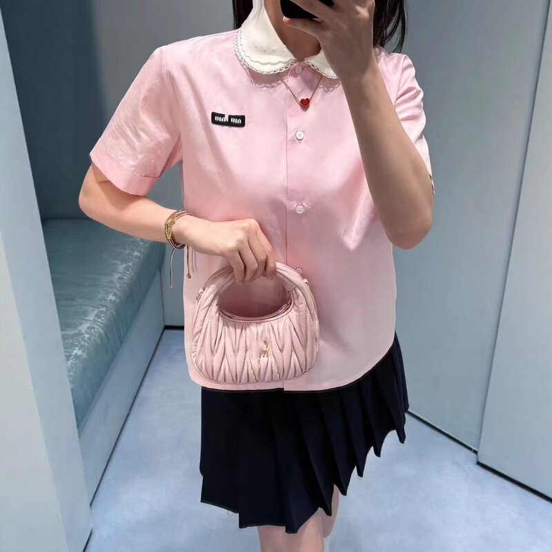 European Style Youthful 2026 Spring/Summer New Miu-Style Letter Micro-Logo Color-Blocked Lace Doll Collar Short-Sleeve Shirt European Style Youthful 2026 Spring/Summer New Miu-Style Letter Micro-Logo Color-Blocked Lace Doll Collar Short-Sleeve Shirt